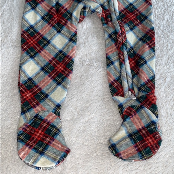 Posh Peanut Marqui Pacci Footie 0-3 EUC Holiday Plaid - Picture 4 of 9